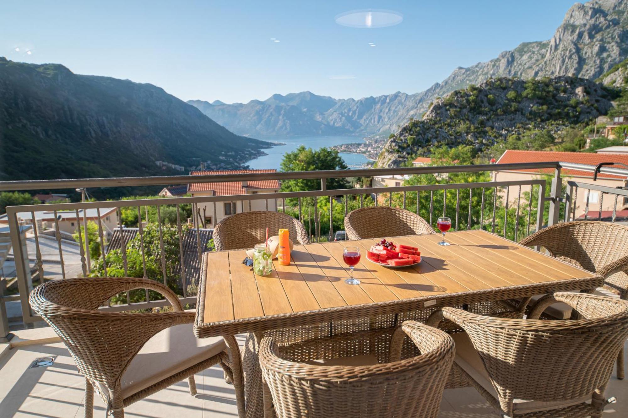 Apartamento Red Hill Kotor Exterior foto
